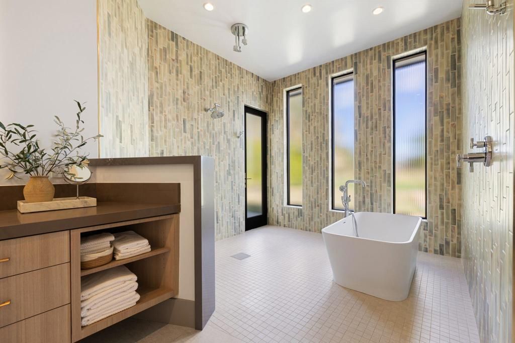 Bathroom, Free Standing Baths, Interior, Recessed Lighting