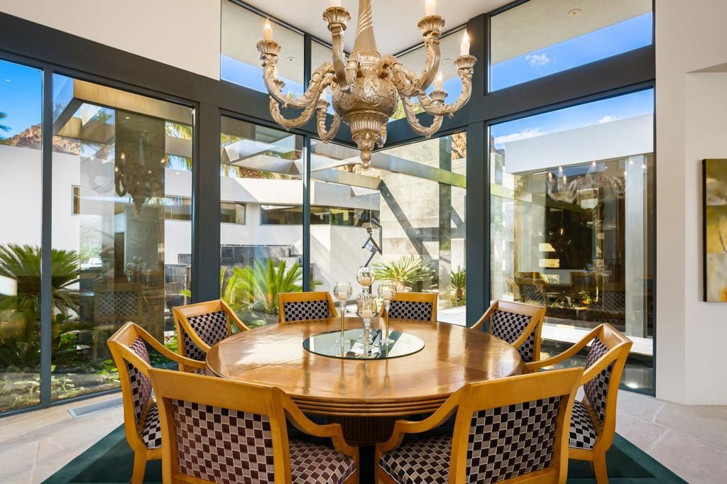 Chandelier, Dining room, Interior