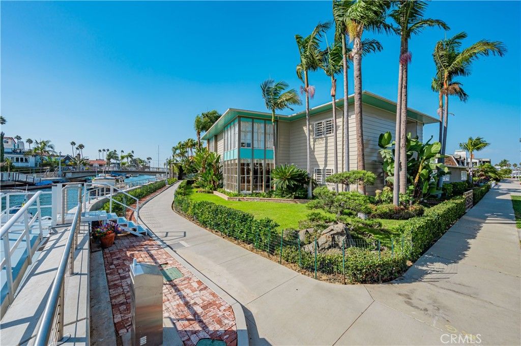 Backyard, Exterior, Water