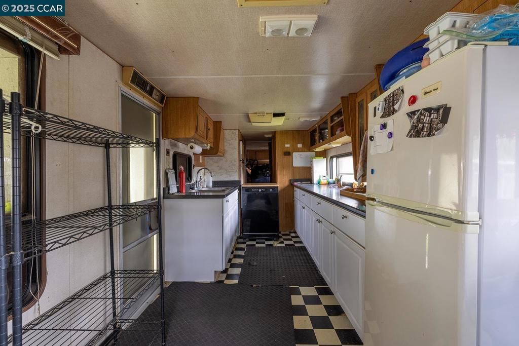 Interior, Kitchen