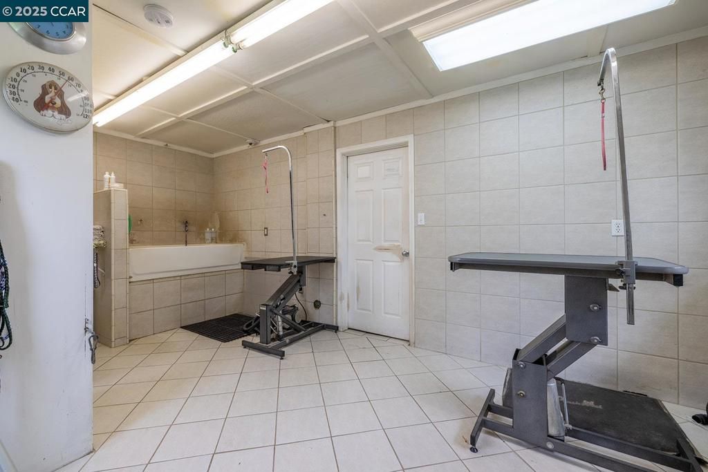 Fitness Equipment, Interior
