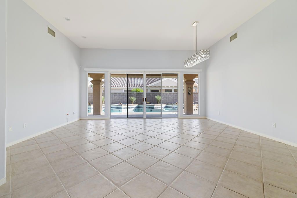 Chandelier, Empty room, Interior, Pendant Lights