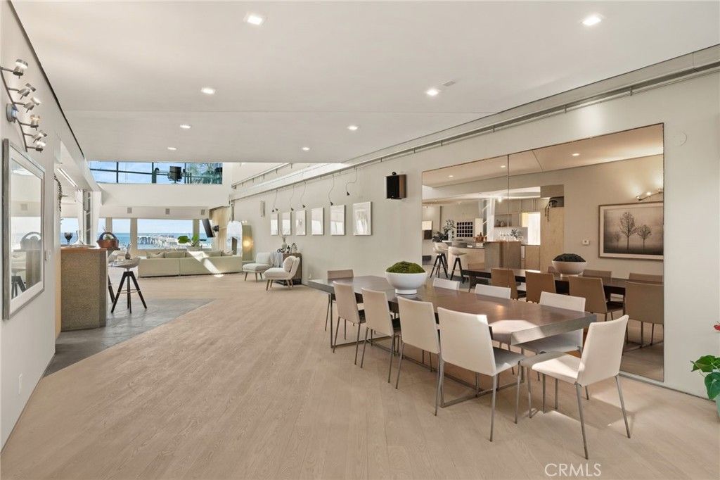 Dining room, Interior, Living room, Pendant Lights, Recessed Lighting, Water, Wood Texture Flooring