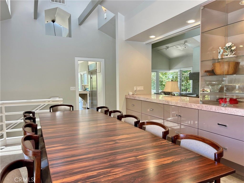 Dining room, Interior, Recessed Lighting