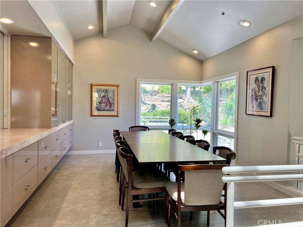 Dining room, Interior, Recessed Lighting