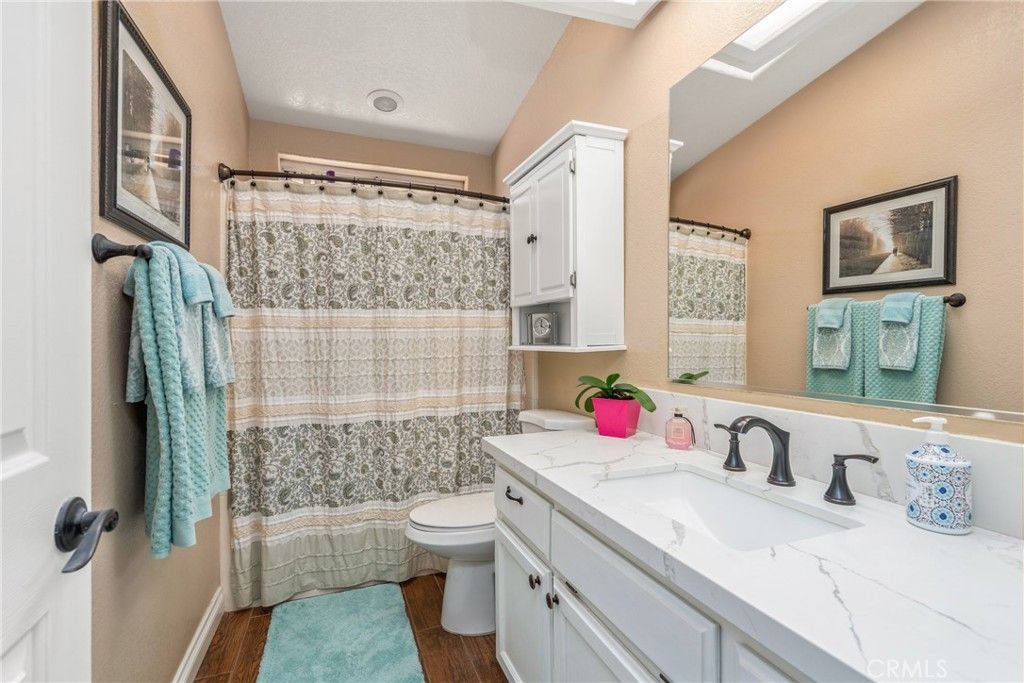 Bathroom, Interior, Recessed Lighting, Wood Texture Flooring