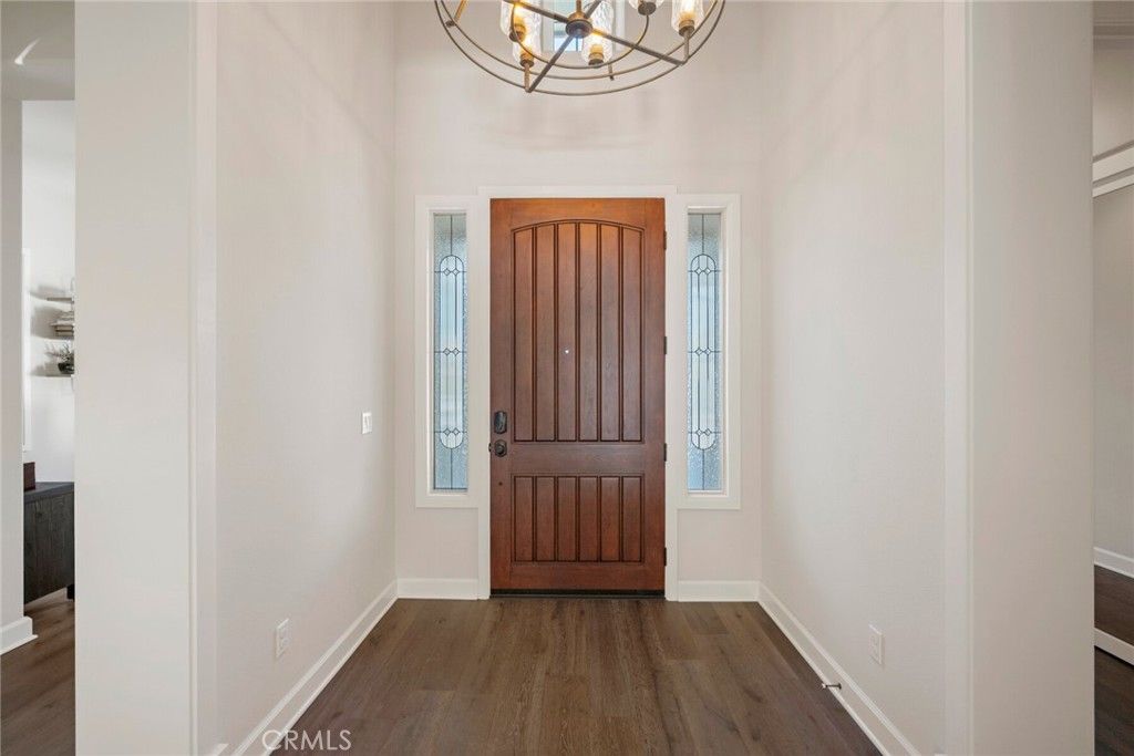 Chandelier, Interior, Wood Texture Flooring