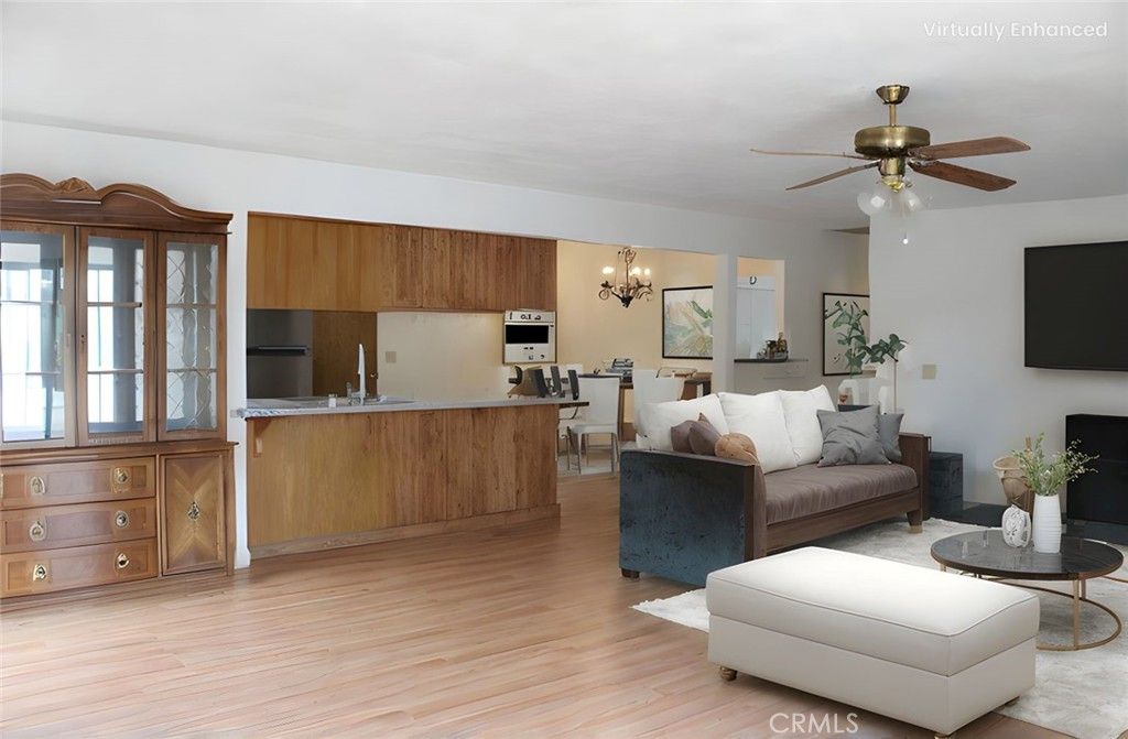 Chandelier, Dining room, Interior, Kitchen, Living room, Wood Texture Flooring