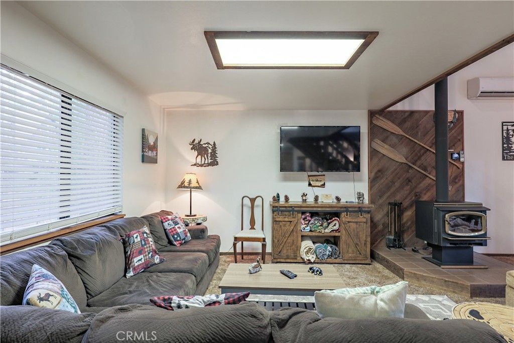 Fireplace, Interior, Living room