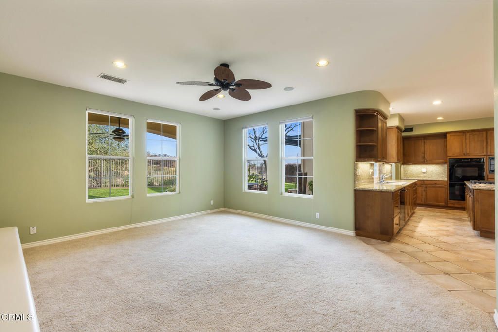 Empty room, Interior, Kitchen, Recessed Lighting