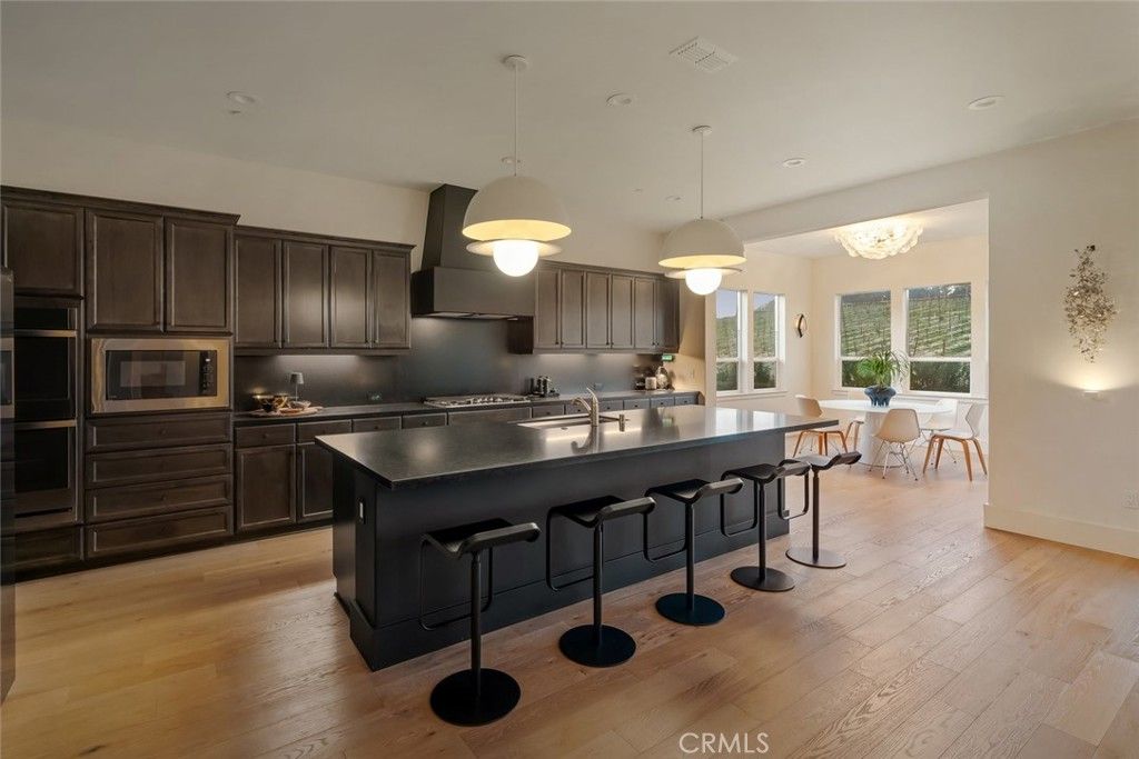 Dining room, Interior, Kitchen, Pendant Lights, Recessed Lighting, Wood Texture Flooring