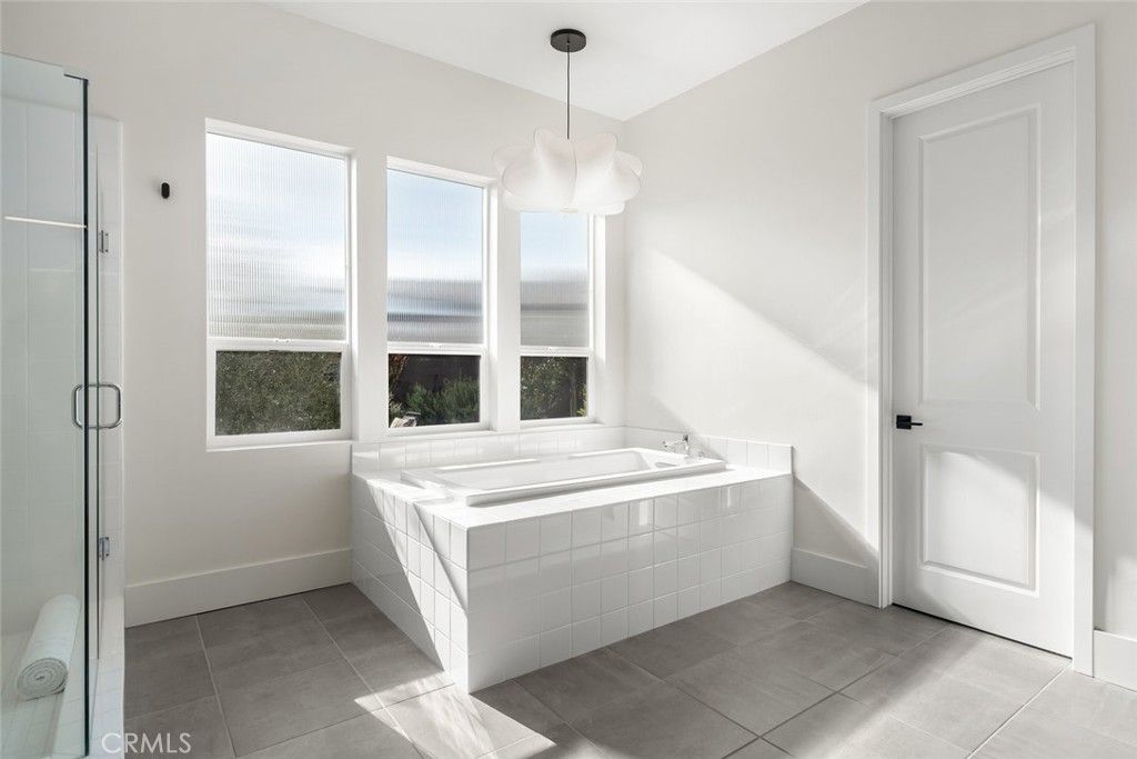 Bathroom, Interior, Pendant Lights