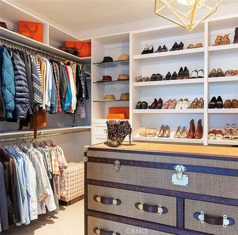 Interior, Walk-in Closets