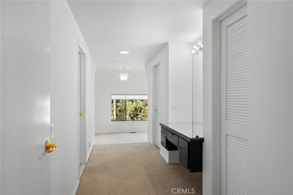 Chandelier, Interior, Recessed Lighting