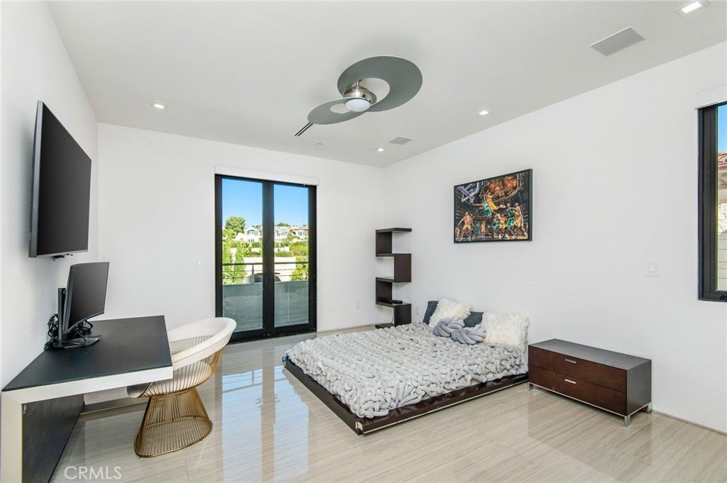 Bedroom, Home Office, Interior, Recessed Lighting, Wood Texture Flooring