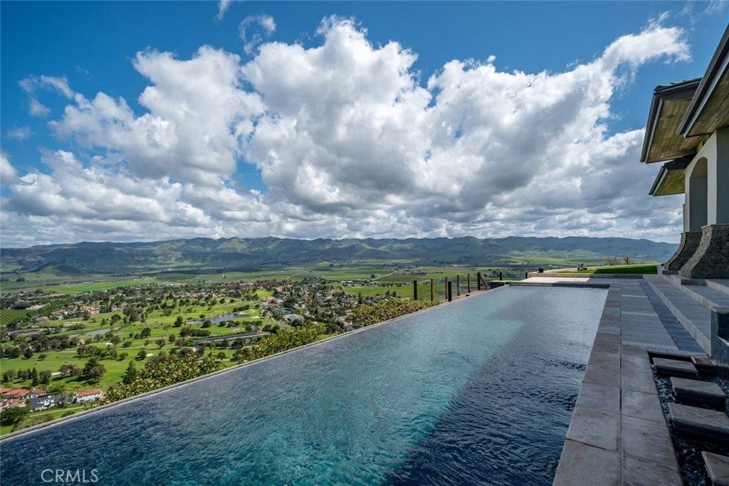 Exterior, Pool, Other