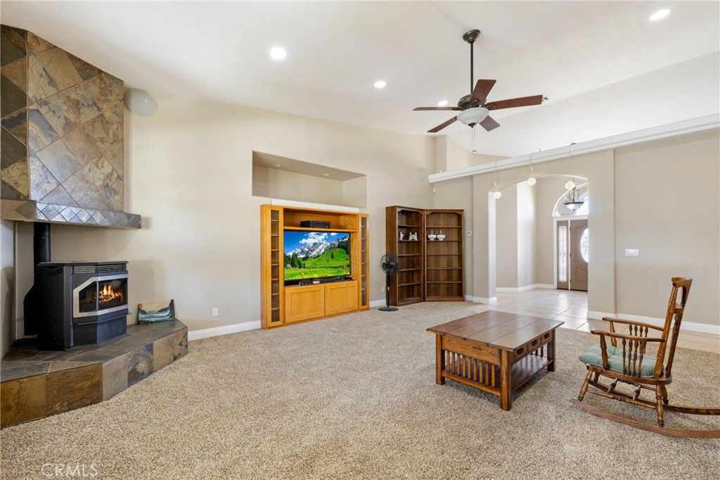 Fireplace, Interior, Recessed Lighting