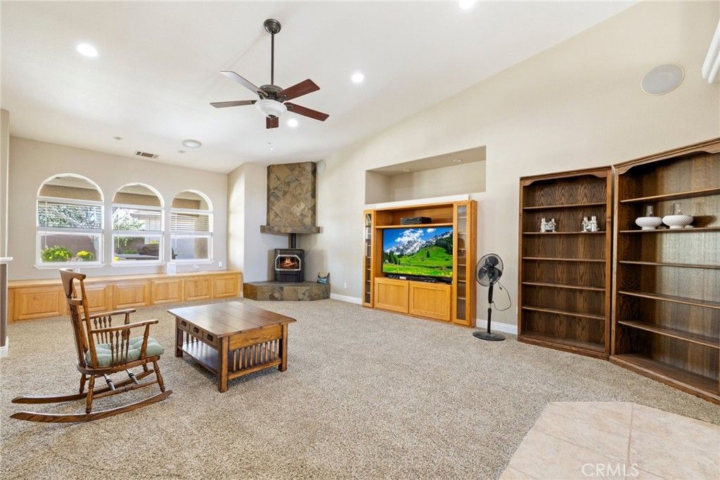 Fireplace, Interior, Recessed Lighting