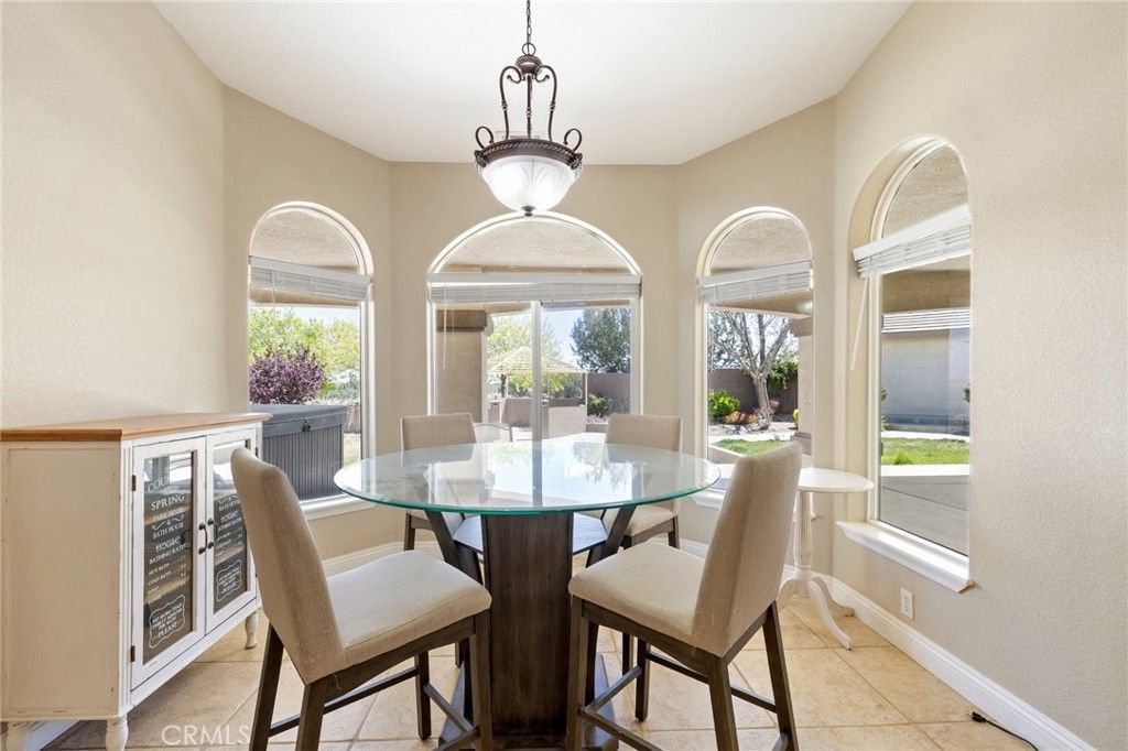 Dining room, Interior, Pendant Lights
