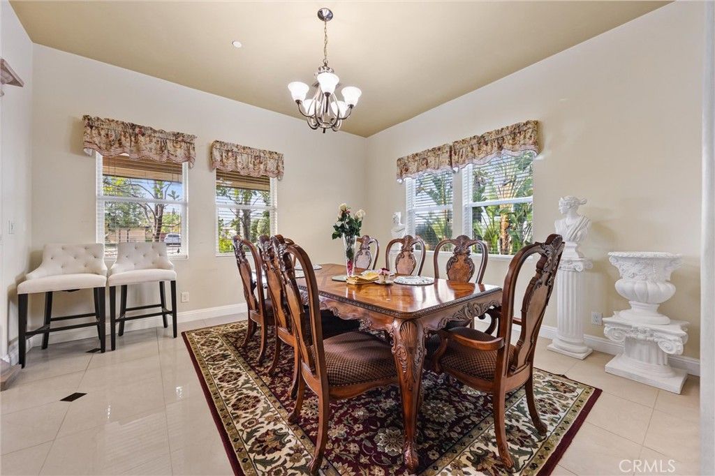 Chandelier, Dining room, Interior, Recessed Lighting