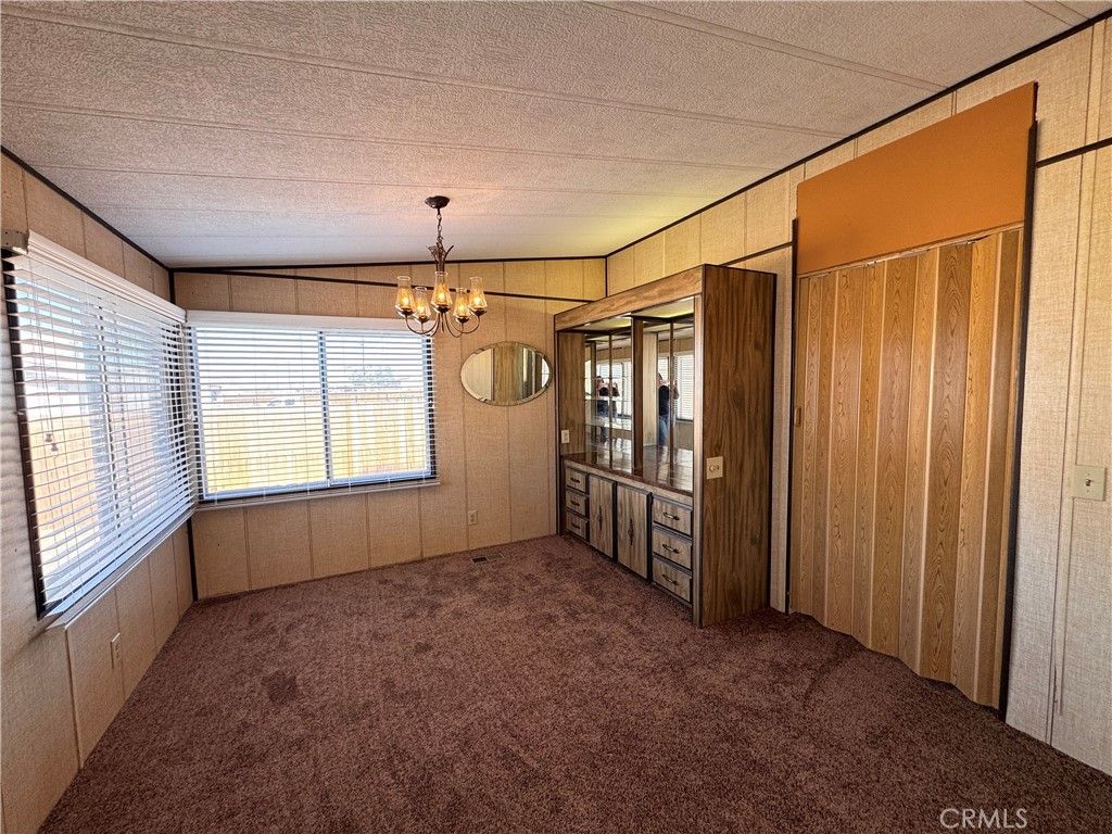 Chandelier, Empty room, Interior