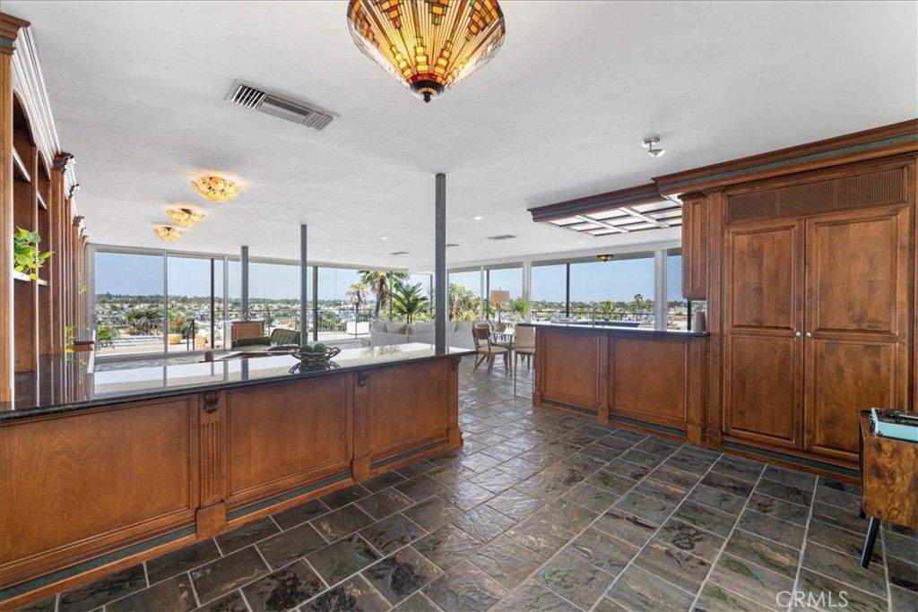 Dining room, Interior, Recessed Lighting