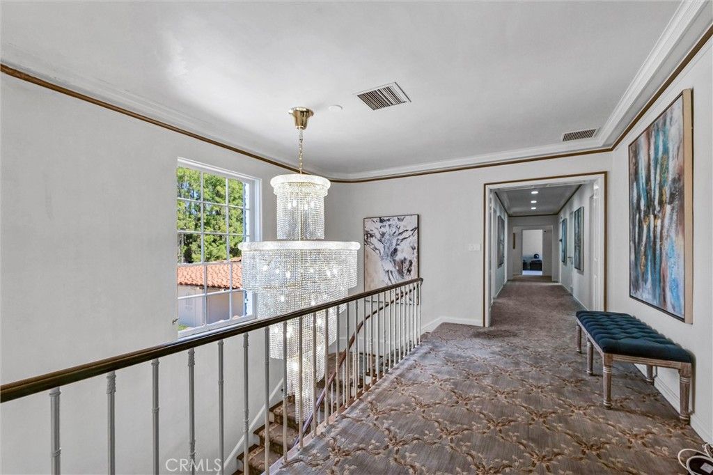 Chandelier, Interior, Recessed Lighting