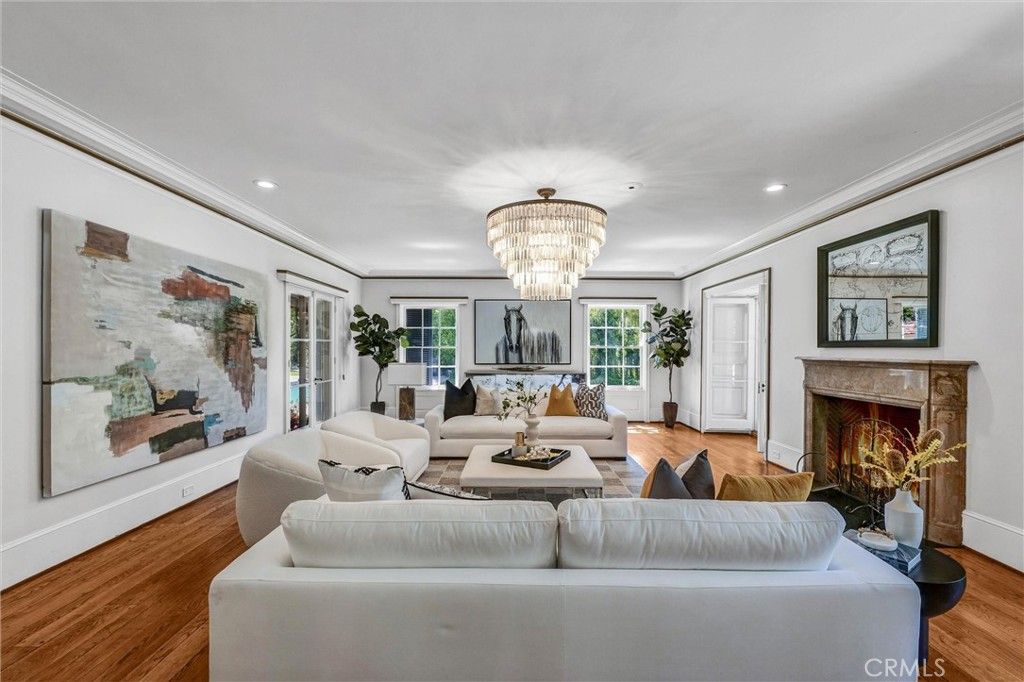 Chandelier, Fireplace, Interior, Living room, Recessed Lighting, Wood Texture Flooring