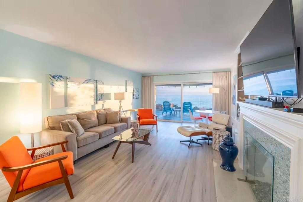 Interior, Living room, Water, Wood Texture Flooring