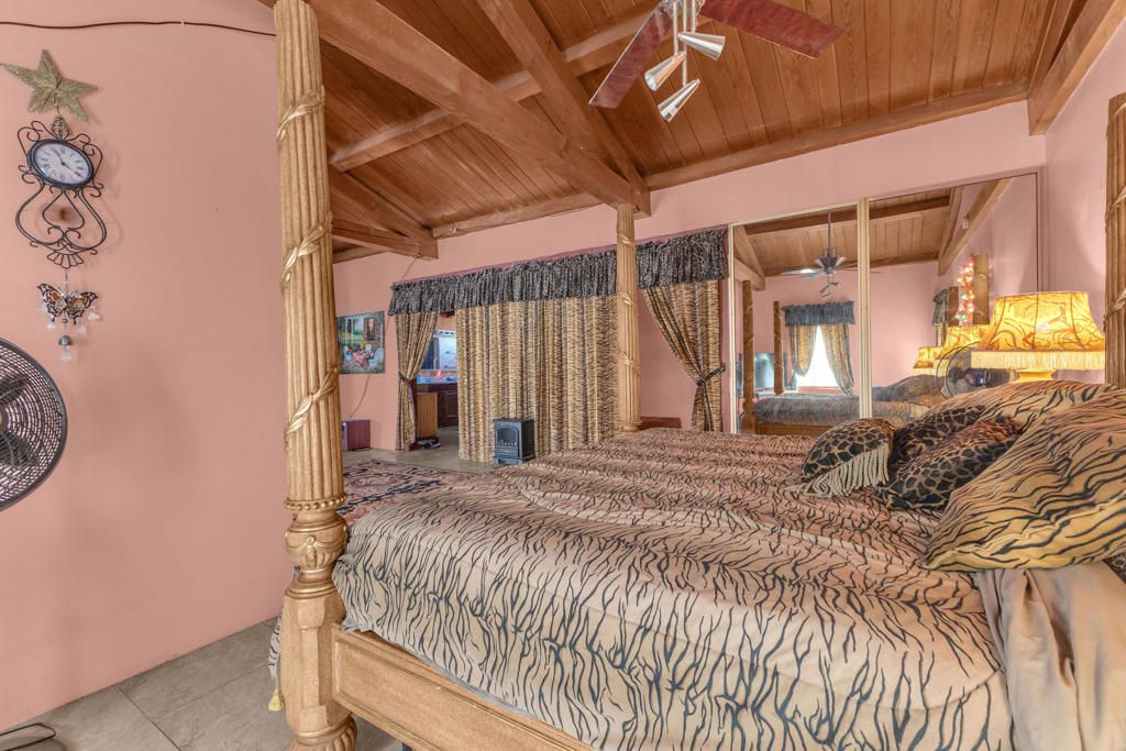 Bedroom, Interior, Wooden Beams, Wooden Ceilings