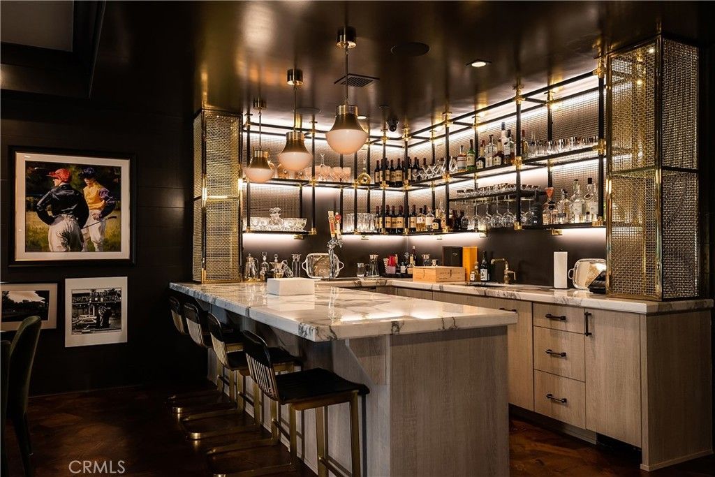 Interior, Pendant Lights, Wood Texture Flooring