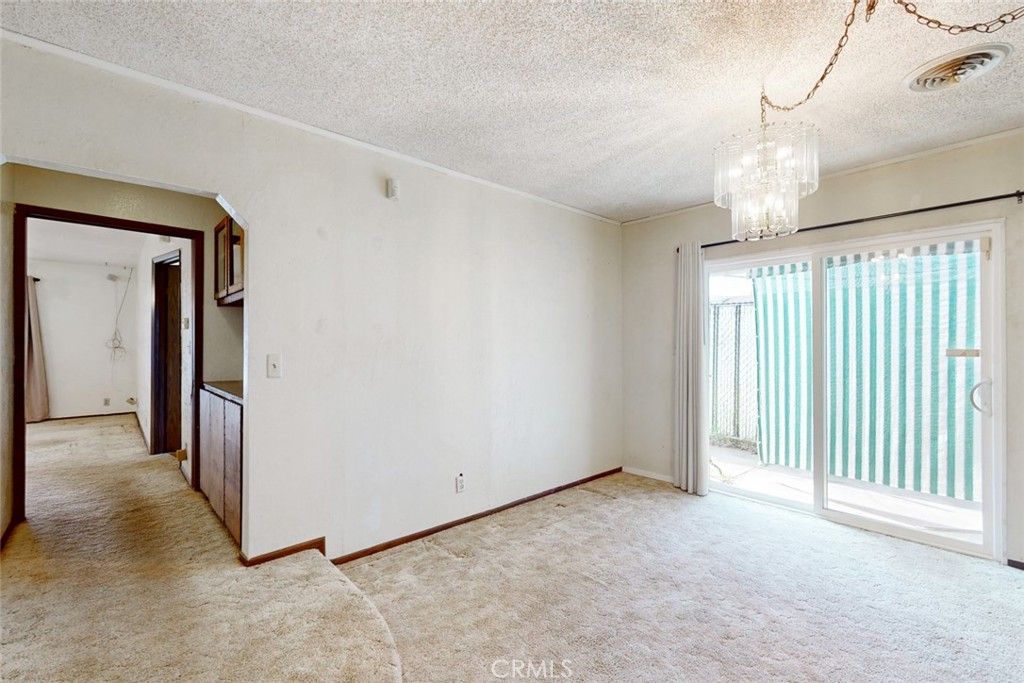 Chandelier, Empty room, Interior