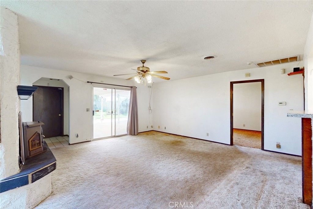 Empty room, Fireplace, Interior