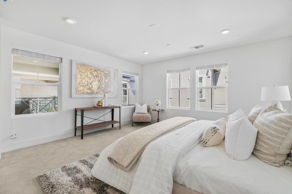 Bedroom, Interior, Recessed Lighting