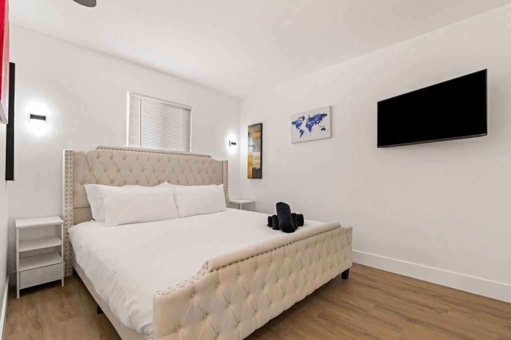 Bedroom, Interior, Wood Texture Flooring
