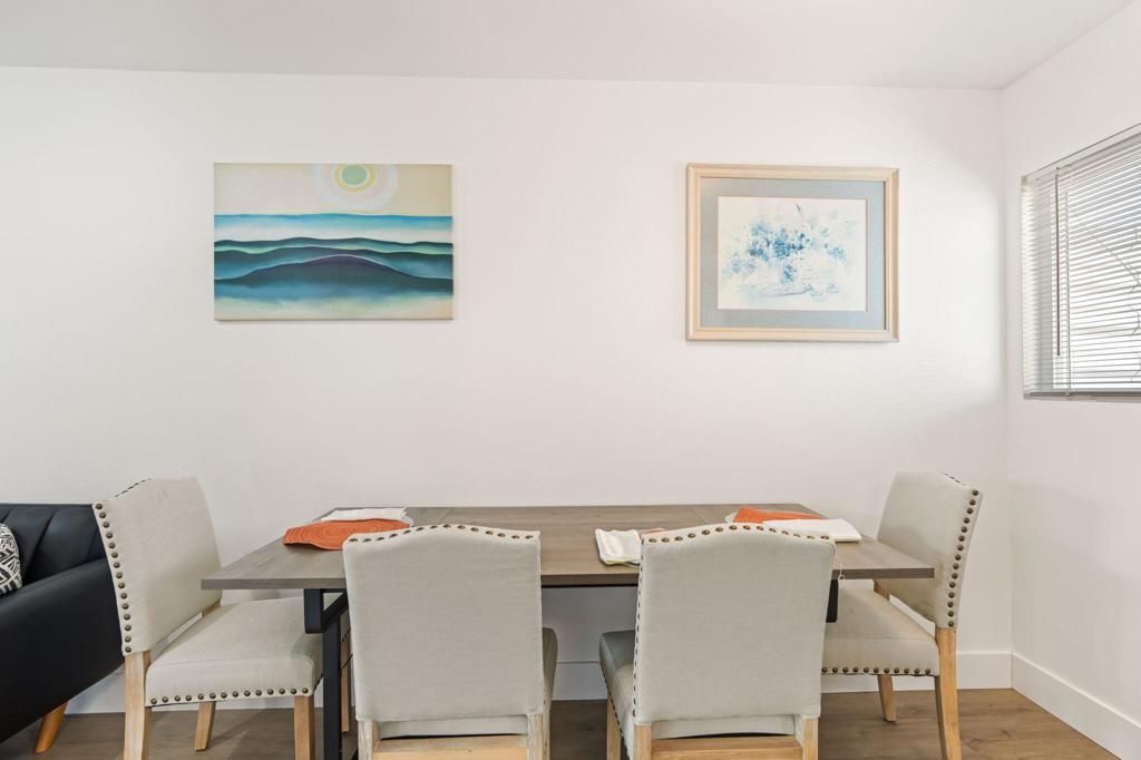 Dining room, Interior, Wood Texture Flooring