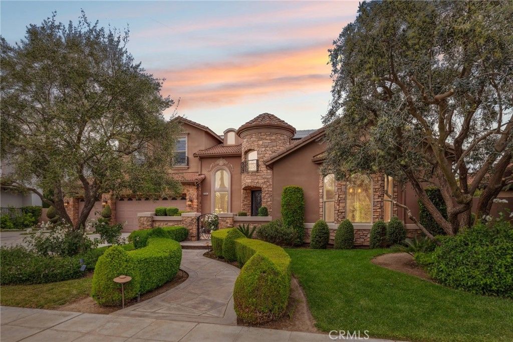 Backyard, Exterior, Facade, Mediterranean