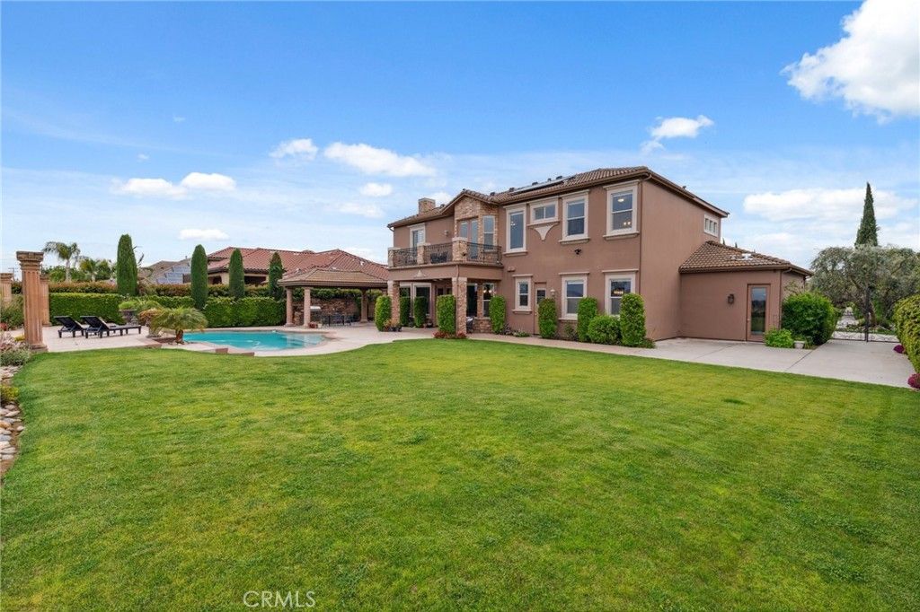 Backyard, Exterior, Pool