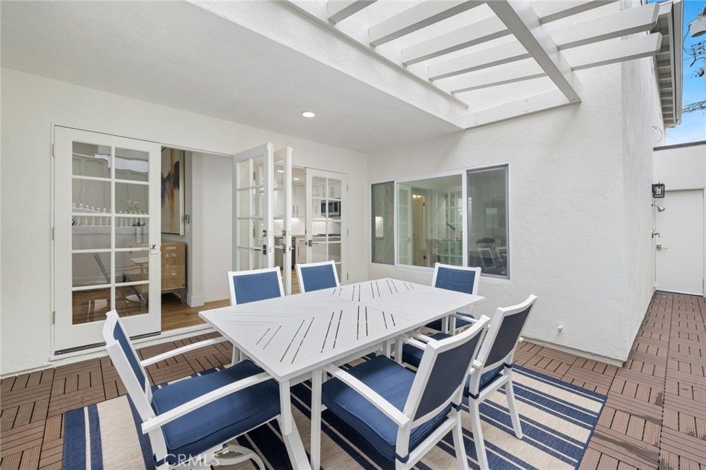Dining room, Exterior, Interior, Recessed Lighting