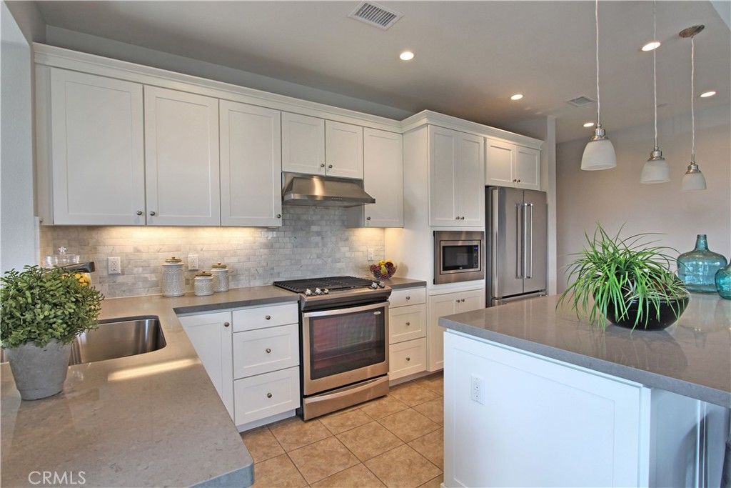 Interior, Kitchen, Pendant Lights, Recessed Lighting, Stainless Steel Appliances