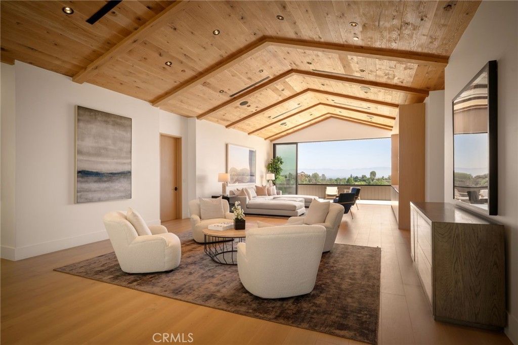 Interior, Living room, Recessed Lighting, Wooden Beams, Wooden Ceilings, Wood Texture Flooring