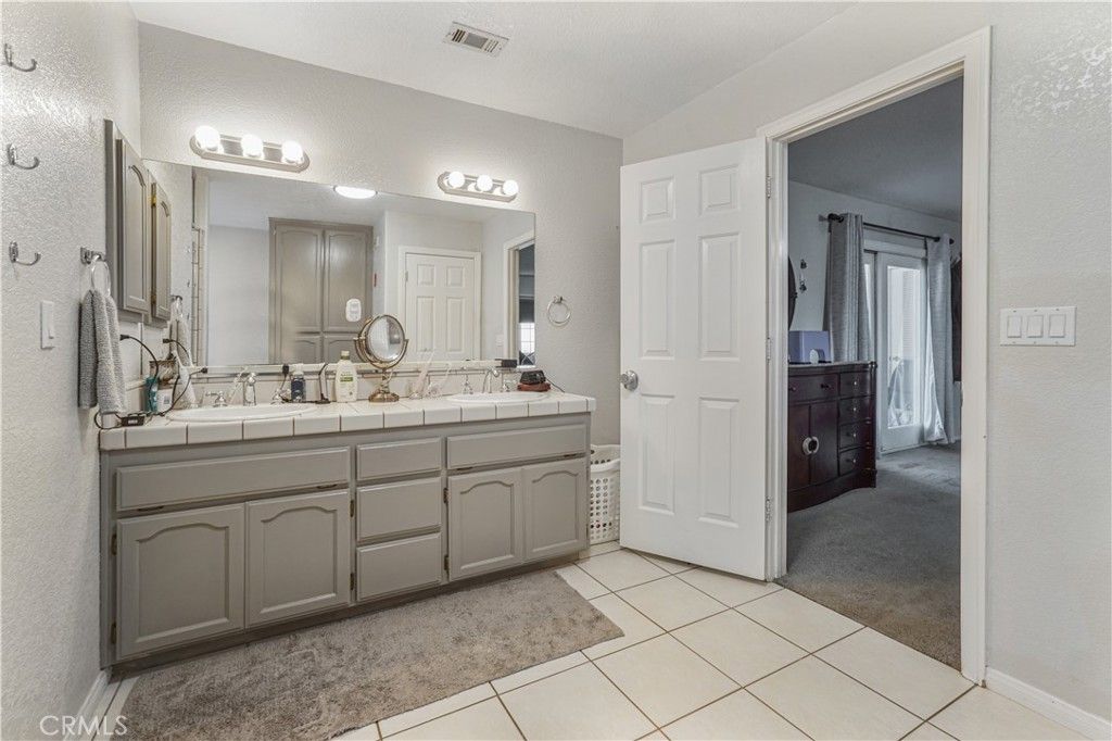Bathroom, Dual Sink Vanities, Interior, Tile Countertops