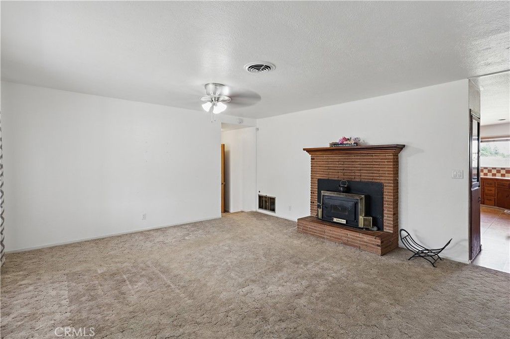 Empty room, Fireplace, Interior