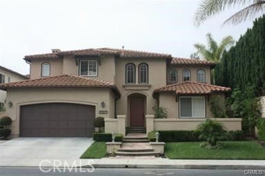Attached, Exterior, Facade, Mediterranean
