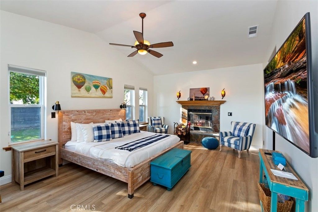 Bedroom, Fireplace, Interior, Recessed Lighting, Wood Texture Flooring