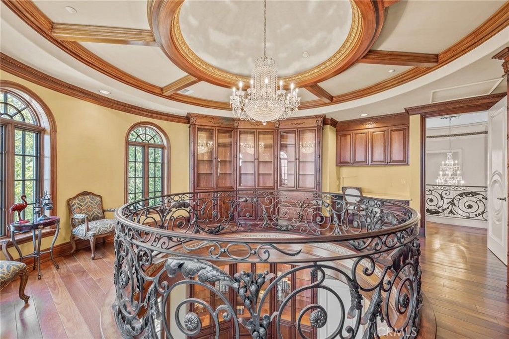 Chandelier, Interior, Recessed Lighting, Wooden Beams, Wood Texture Flooring