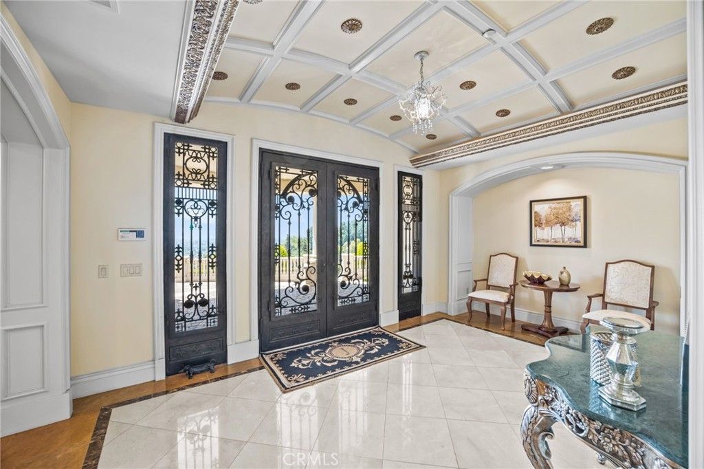 Chandelier, Interior, Recessed Lighting