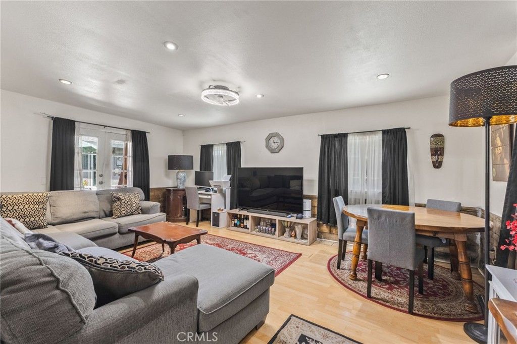 Dining room, Interior, Living room, Recessed Lighting, Wood Texture Flooring