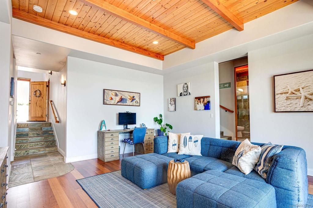 Interior, Living room, Recessed Lighting, Wooden Beams, Wooden Ceilings, Wood Texture Flooring