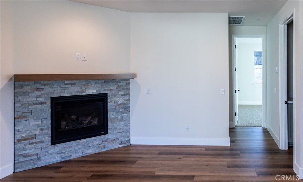 Empty room, Fireplace, Interior, Wood Texture Flooring